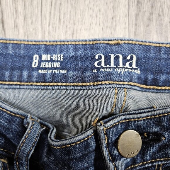 A.N.A Jegging Womens 8 Blue Mid Rise Distressed Skinny Jeans Raw Hem Ankle - Picture 4 of 11
